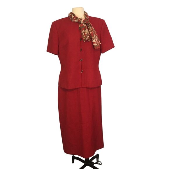 Le Suit Womens Red 2pc Skirt Suit, Dress, Long Skirt Short Sleeves Top, Scarf 16 - Picture 1 of 12